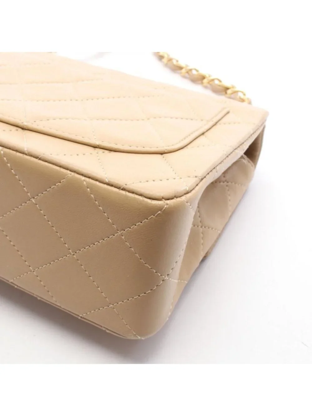 Chanel Shoulder Bag Mini Quilted Beige Lambskin Mini Chain